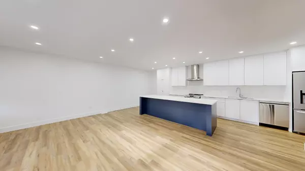 London East, ON N6B 2P2,426 WATERLOO ST