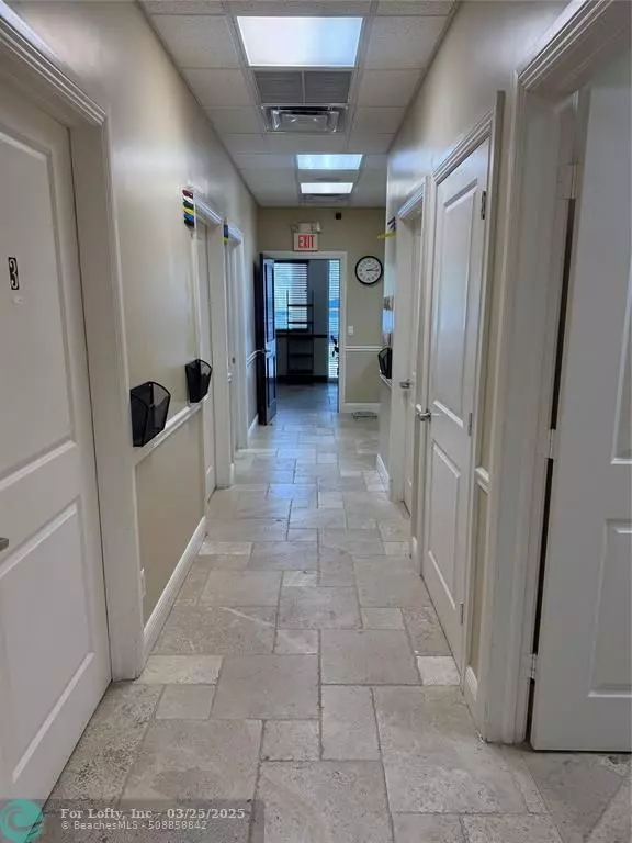 Port St Lucie, FL 34986,300 NW Bethany Dr #320