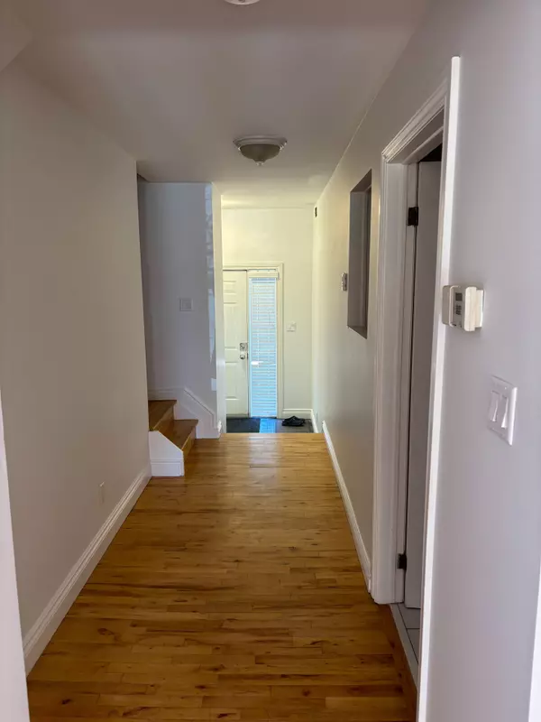 Overbrook - Castleheights And Area, ON K1K 2B8,306 Presland RD #A