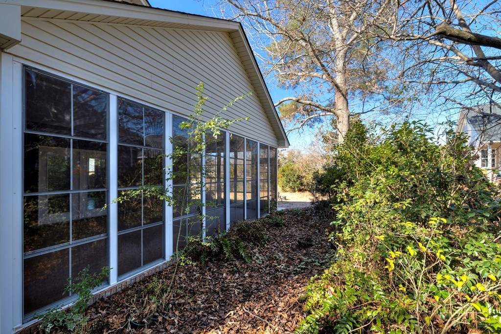 Manning, SC 29102,238 Ridge Lake Drive