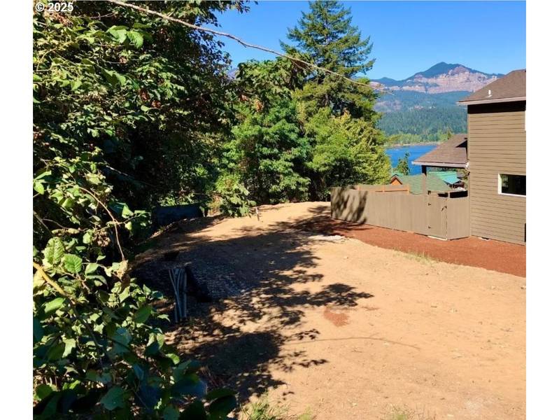 725 SW MOODY AVE, Cascade Locks, OR 97014