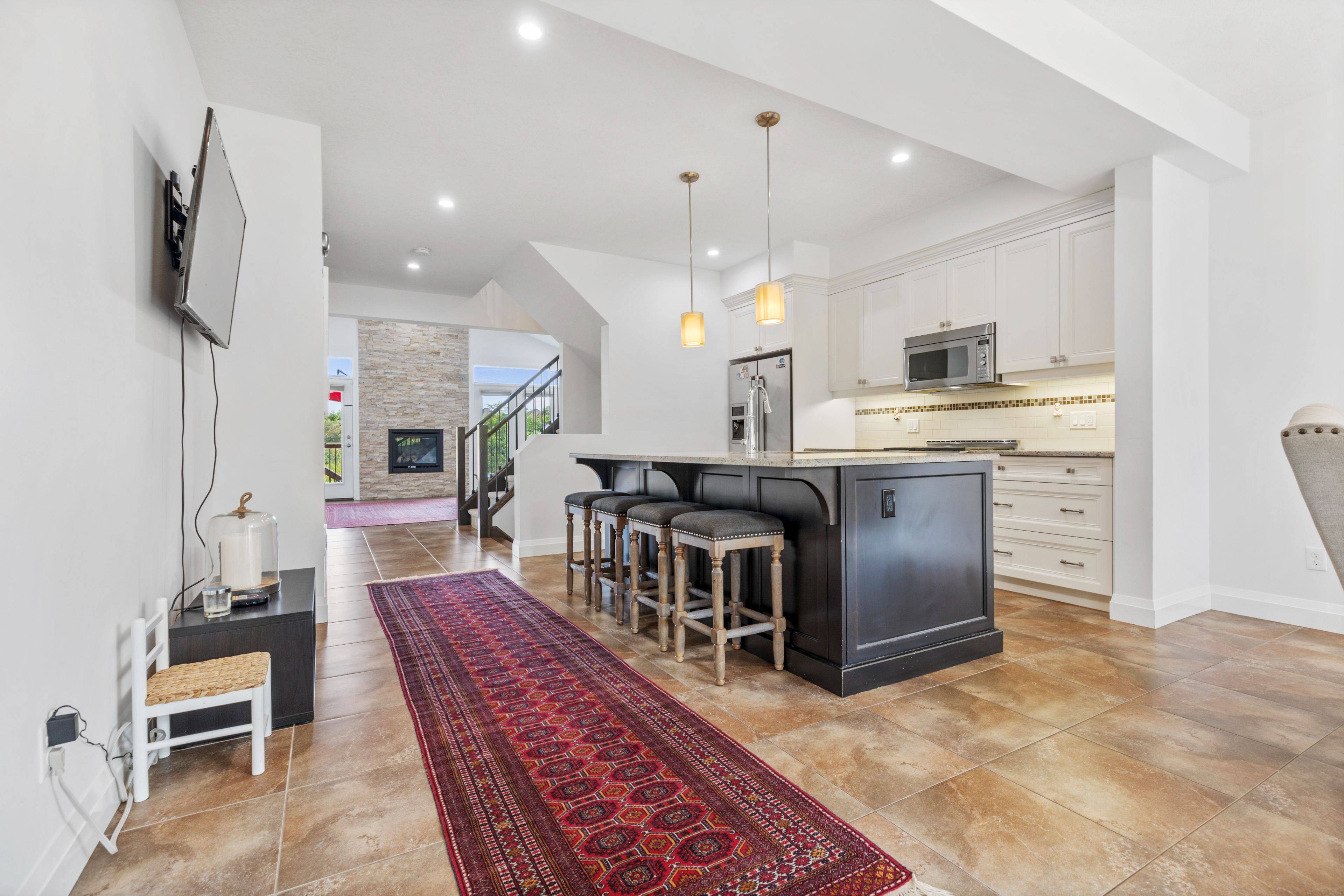 London, ON N0M 1C0,302 Callaway RD