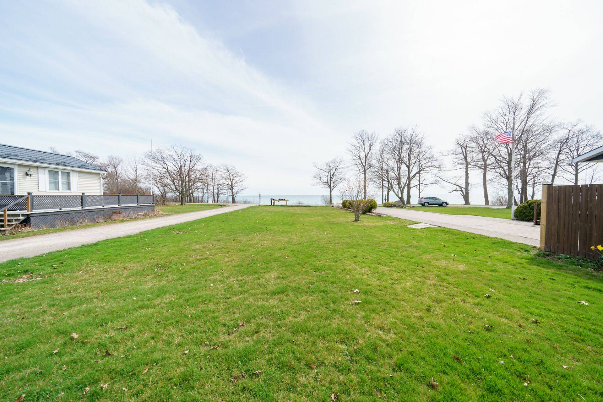 Haldimand, ON N0A 1P0,307 Lakeshore RD