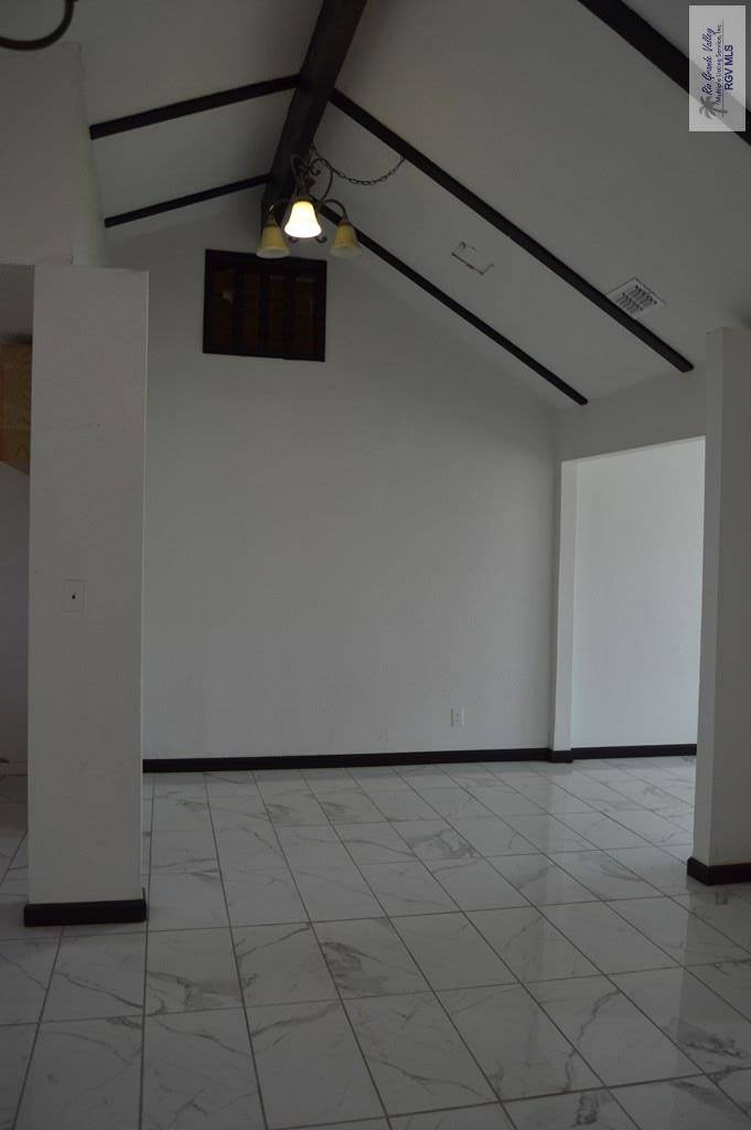 San Benito, TX 78586,100 REBECCA ST.