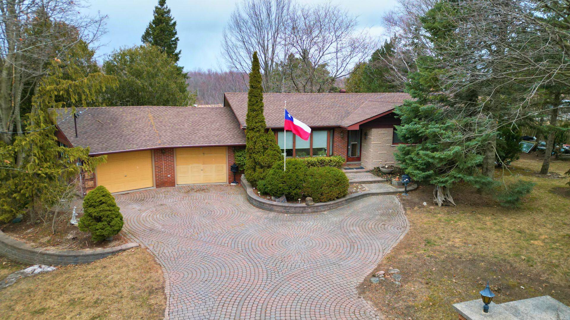 2198 Nash RD N, Clarington, ON L1C 3K4