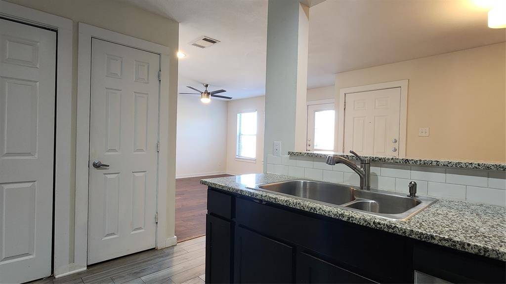 Gunter, TX 75058,931 Robineta