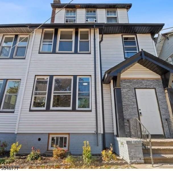 Newark City, NJ 07108,27 Leo Pl