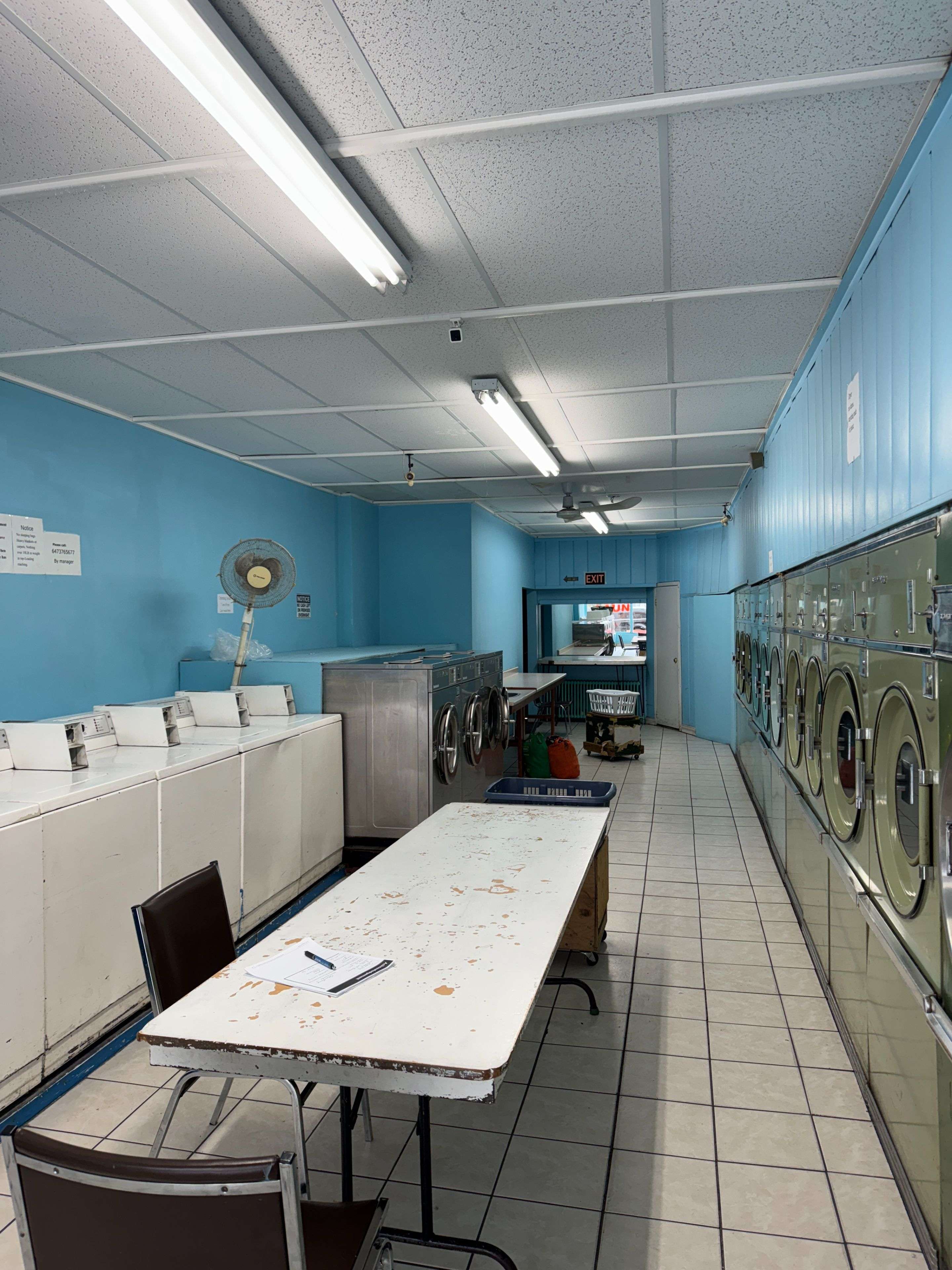 Toronto E01, ON M1C 1Z5,1322 A GERRARD ST E