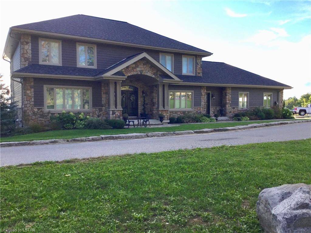 Parry Sound Remote Area, ON P0H 1Y0,10 MILL RD