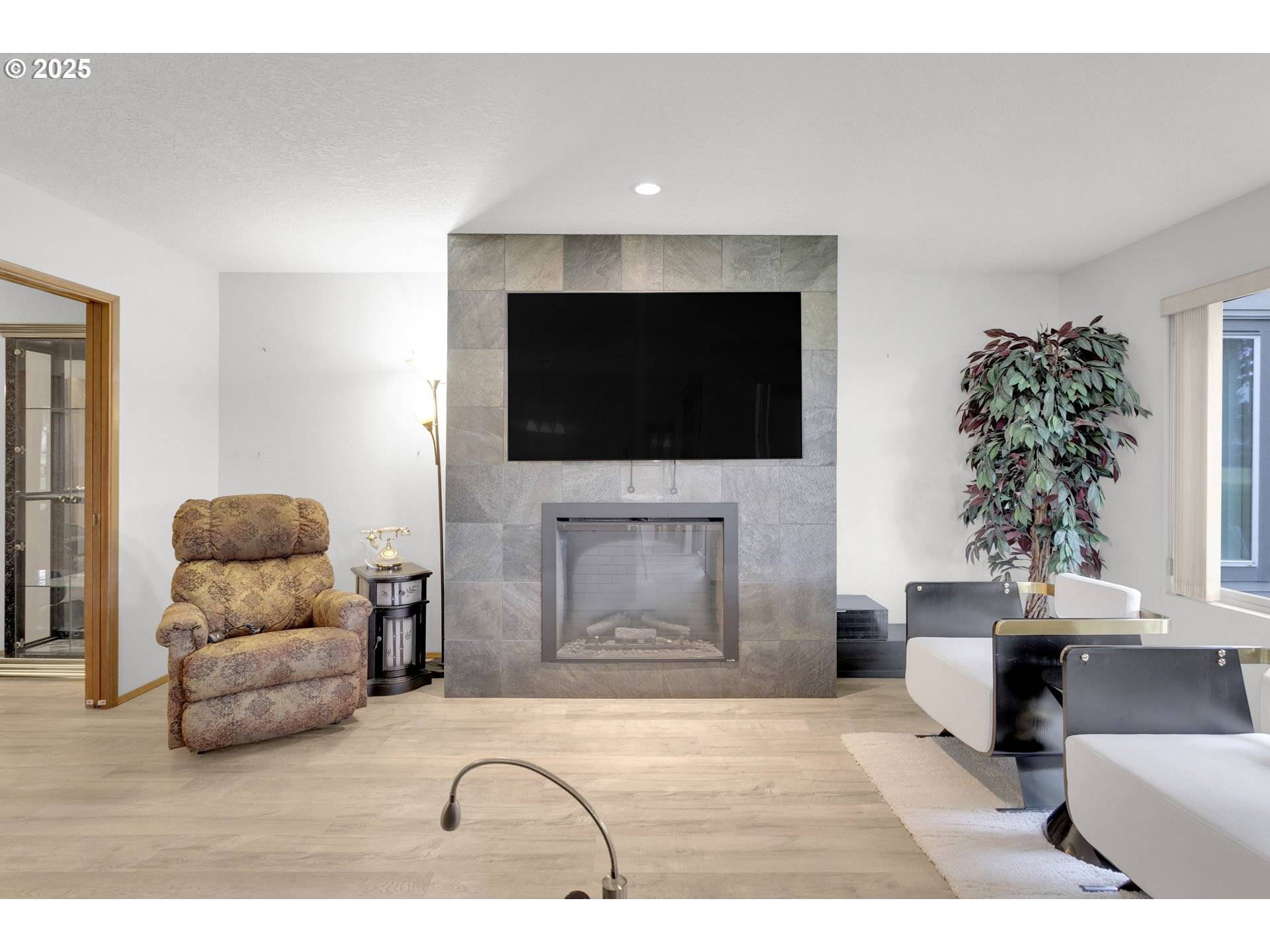 Vancouver, WA 98683,2512 SE BAYPOINT DR #L37