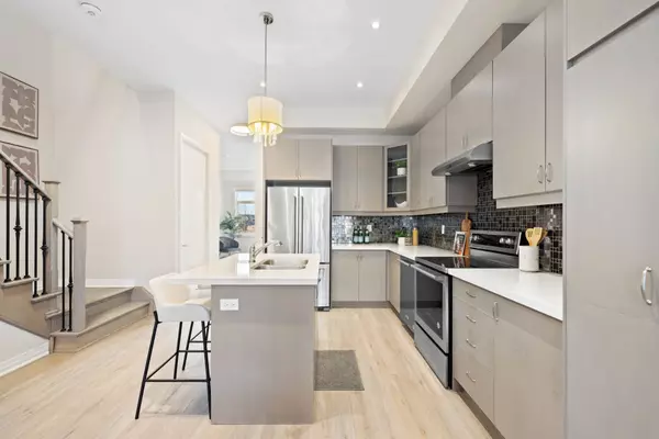 Vaughan, ON L6A 4Z9,46 Arianna CRES