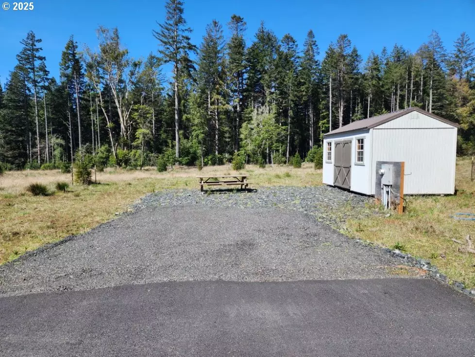 Port Orford, OR 97465,Hubbard LN ##4