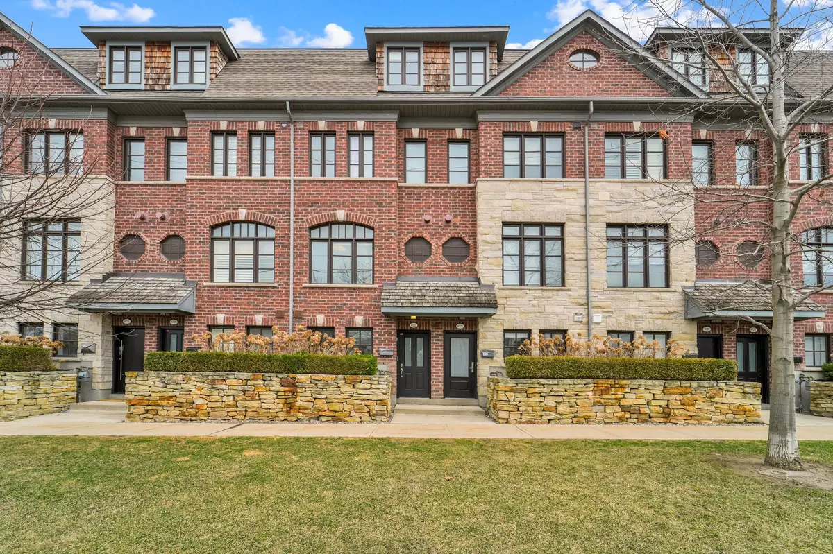 Vaughan, ON L4L 2A7,8327 Kipling AVE