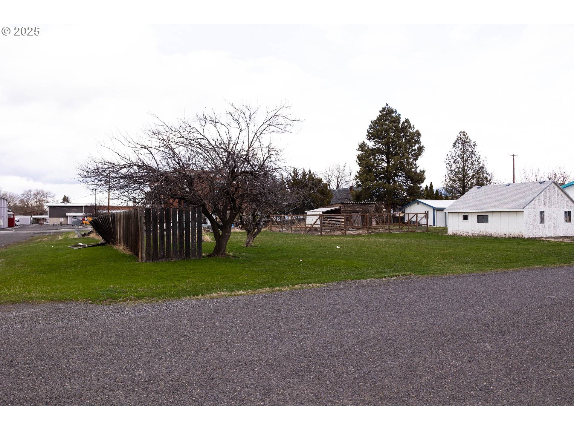 Union, OR 97883,141 W GRANDE ST