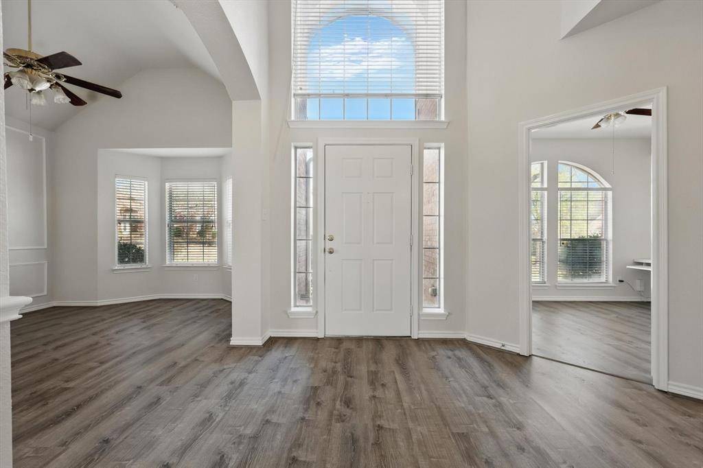 Irving, TX 75063,9506 Vista Circle