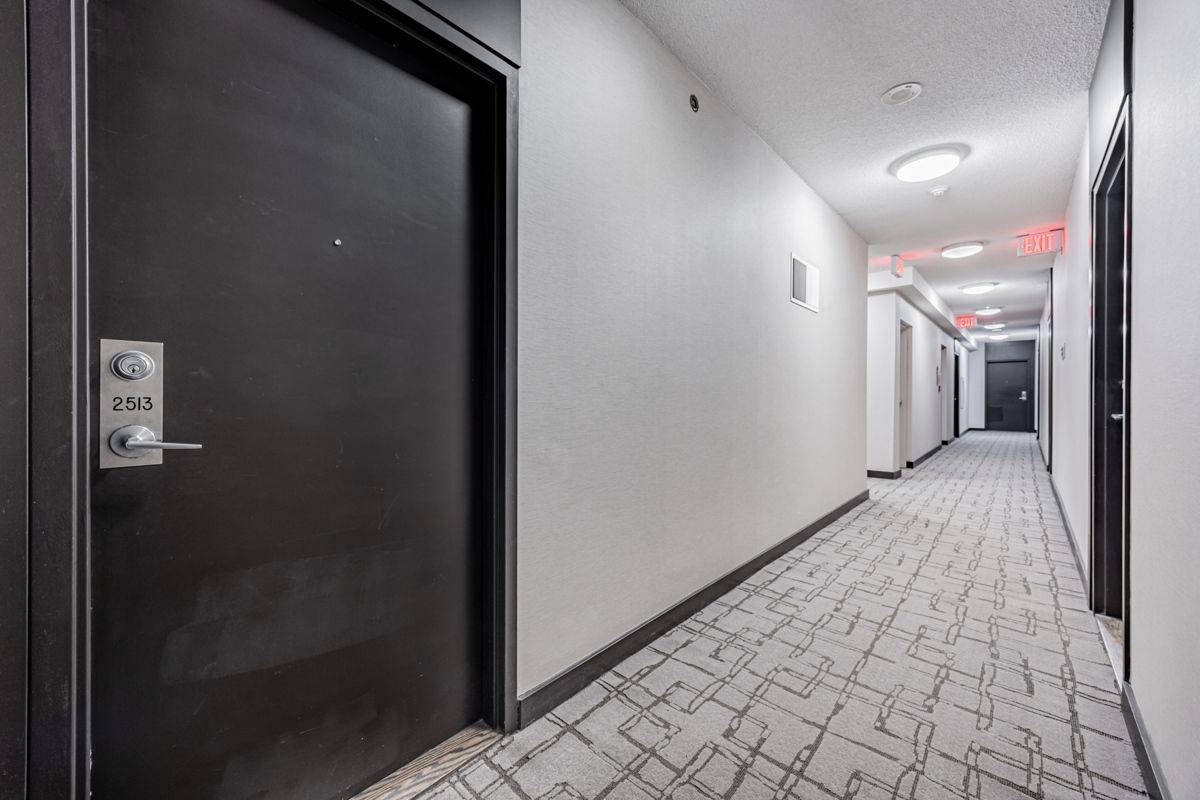 Toronto C15, ON M2J 0B7,66 Forest Manor RD #2513