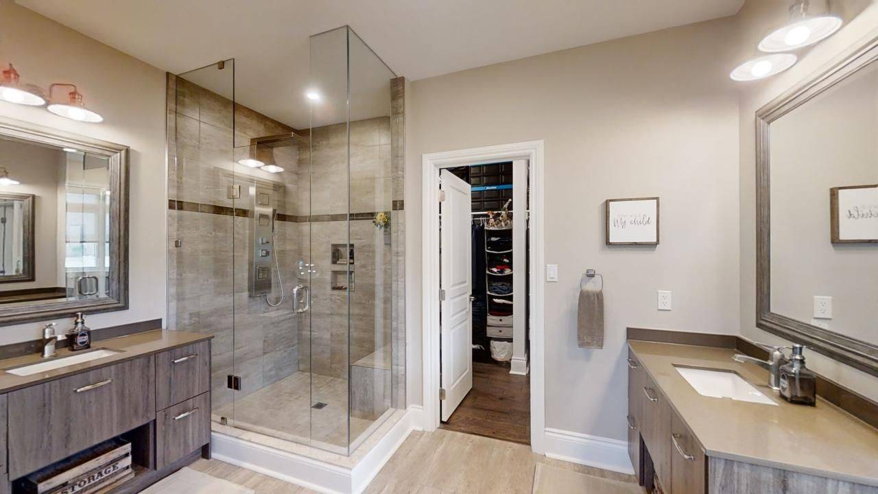 Uxbridge, ON L9P 1R3,470 Blue Mountain RD