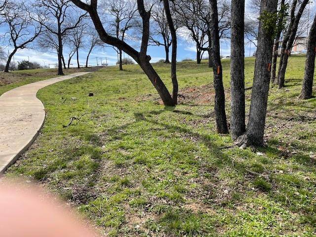 Mansfield, TX 76063,1130/1131 N Walnut Creek Dr Drive
