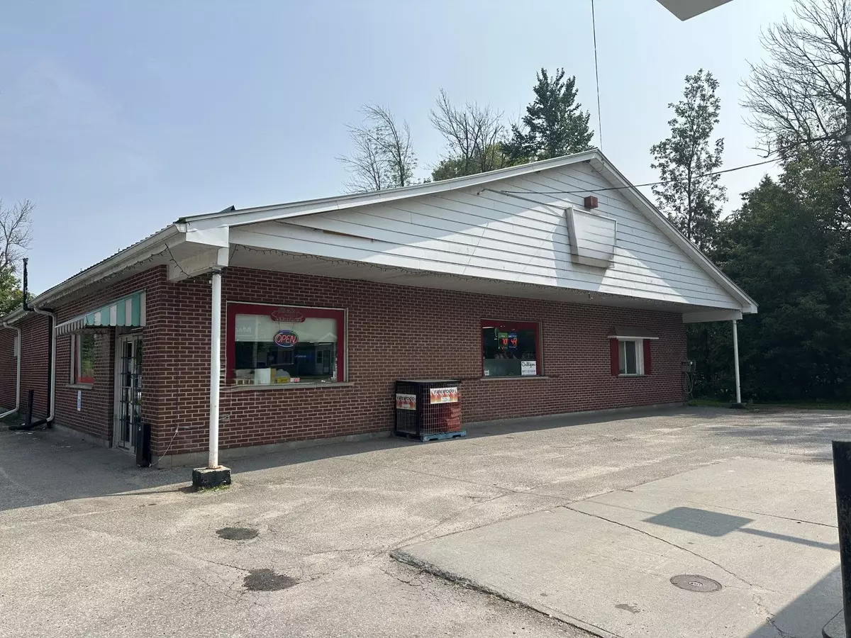 Rideau Lakes, ON K0E 1G0,41 King ST