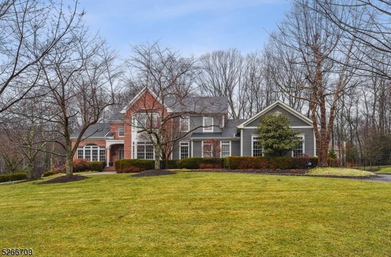 2 Sherwood Ct, Randolph Twp., NJ 07869