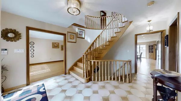 Mississauga, ON L5B 1K7,71 Fairview RD W
