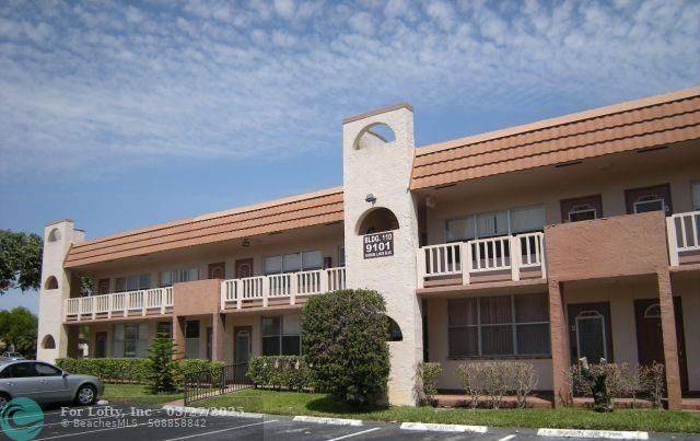Sunrise, FL 33322,9101 Sunrise Lakes Blvd  #206