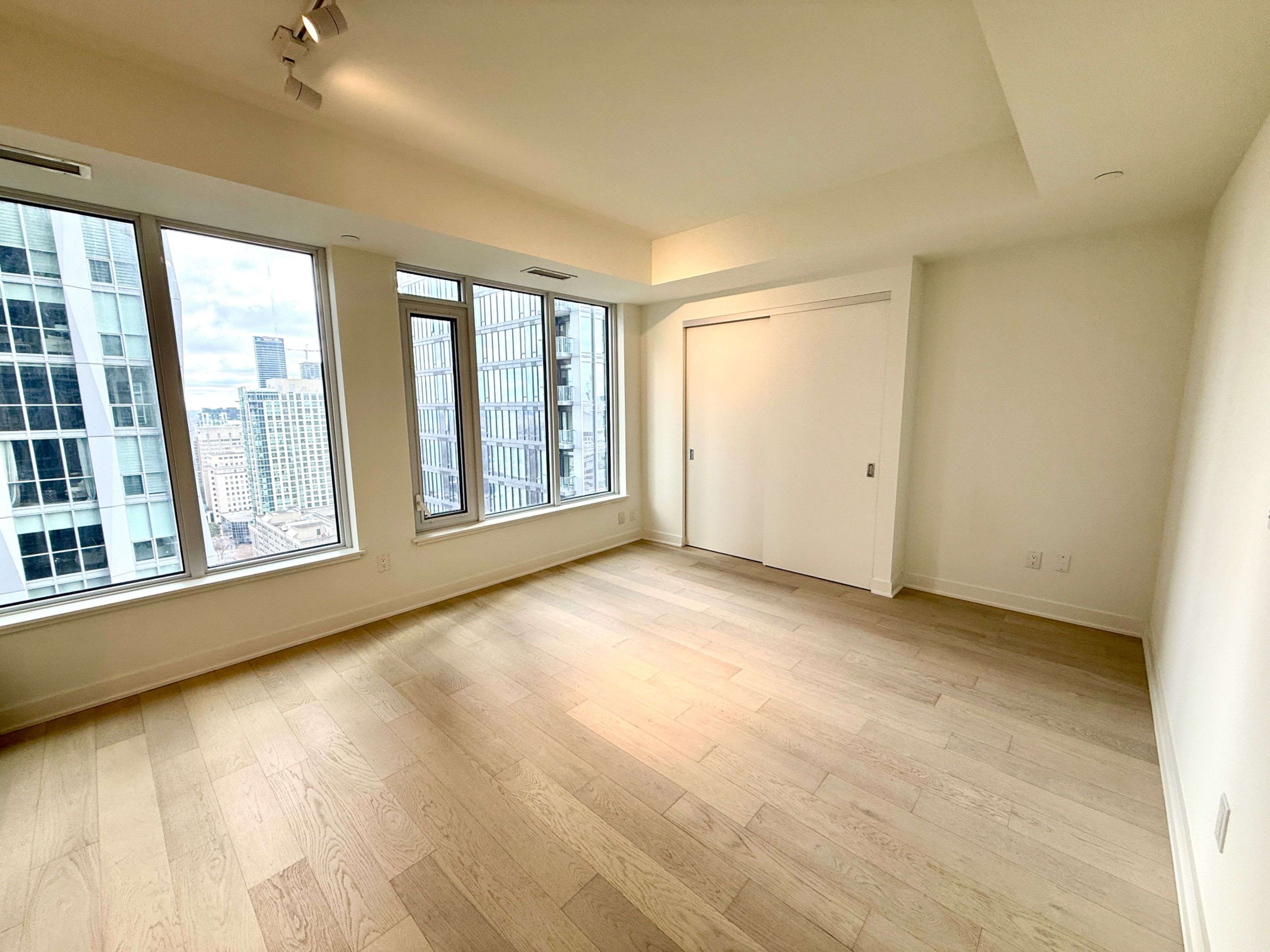 Toronto C02, ON M4W 0B7,11 Yorkville AVE #2608