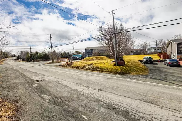 Torbay, NL A1K 1k7,102-104 Marine Drive