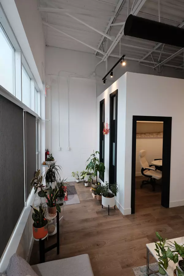 Markham, ON L6G 0A6,280 Yorktech DR #20