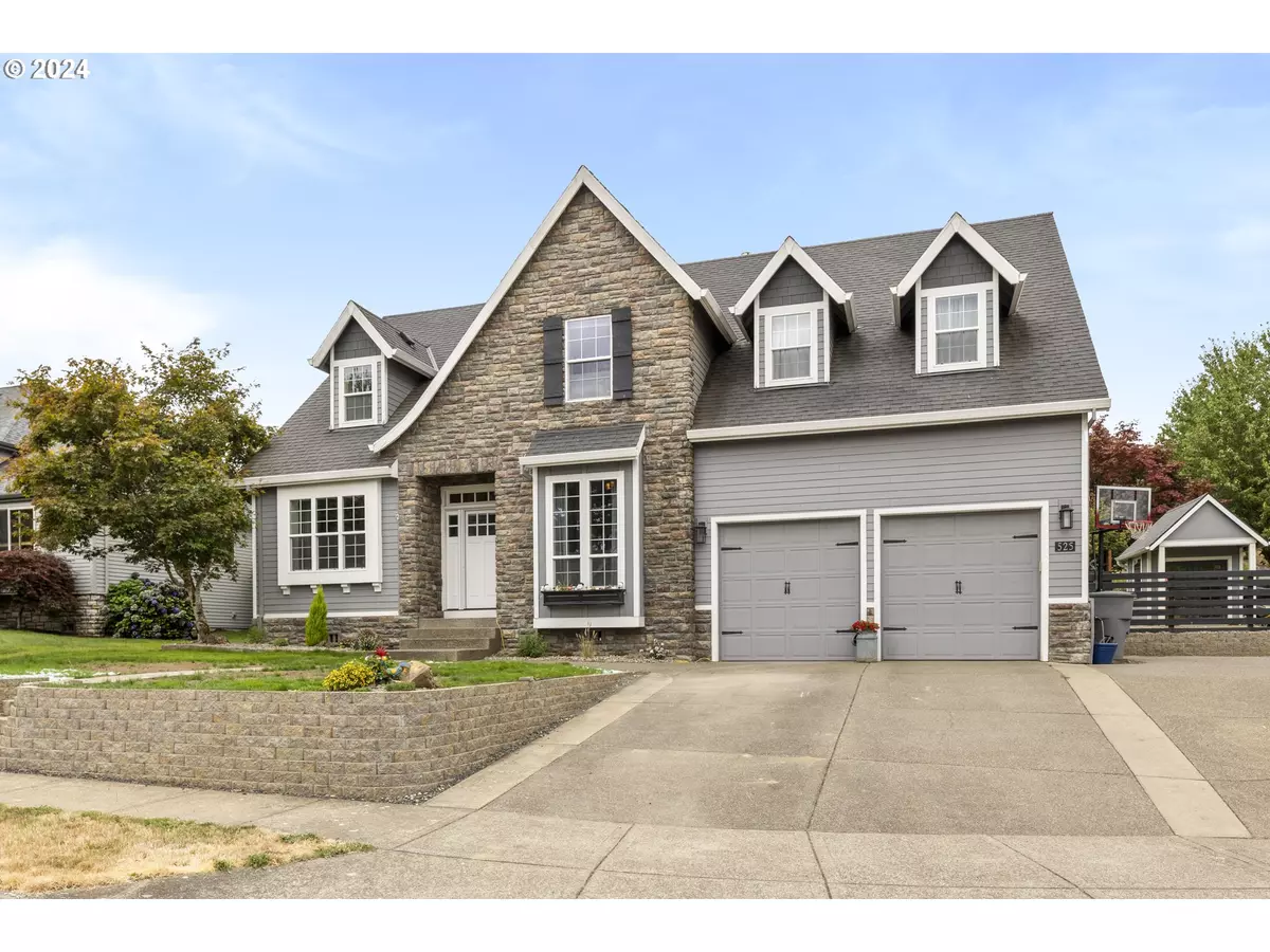 Mc Minnville, OR 97128,525 NW HILLCREST LOOP