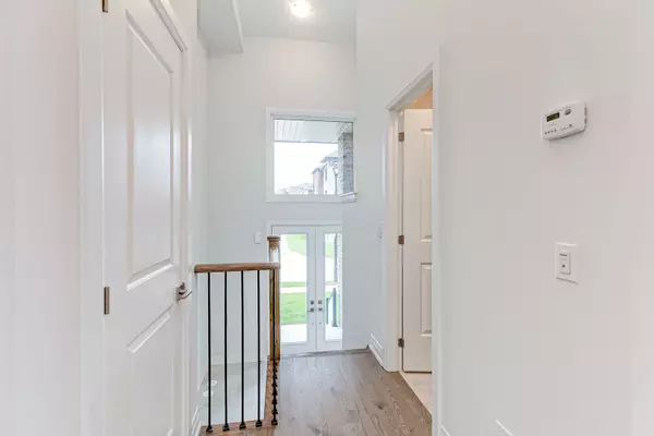 Newmarket, ON L3X 2Z2,549 New England CT