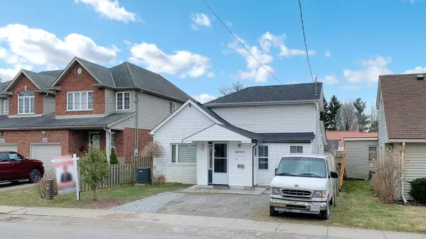 Niagara Falls, ON L2G 2H5,6294 Ash ST