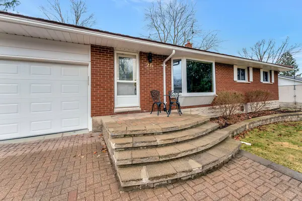 North Dumfries, ON N0B 1E0,26 Thompson ST