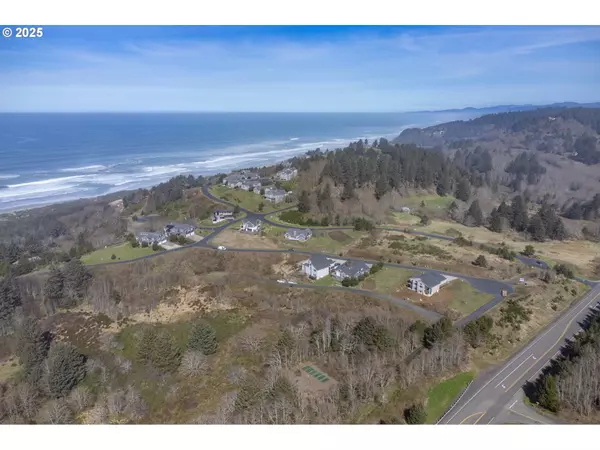 Neskowin, OR 97149,Pelican Point #51