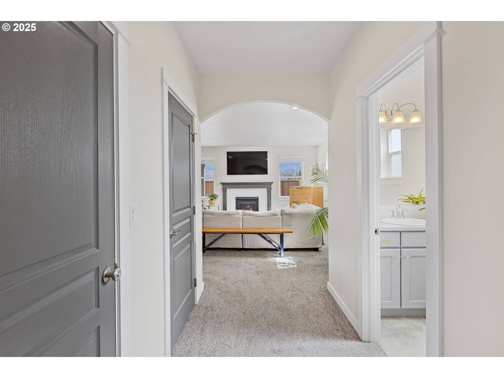 Eugene, OR 97408,91077 N SPORES ST
