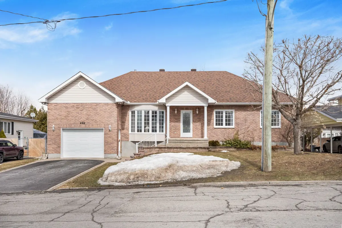 Hawkesbury, ON K6A 1M8,435 Lafleche RD