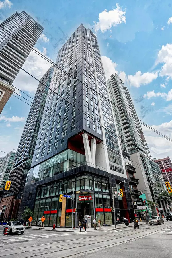 Toronto C01, ON M5V 0S7,357 King ST W #3009
