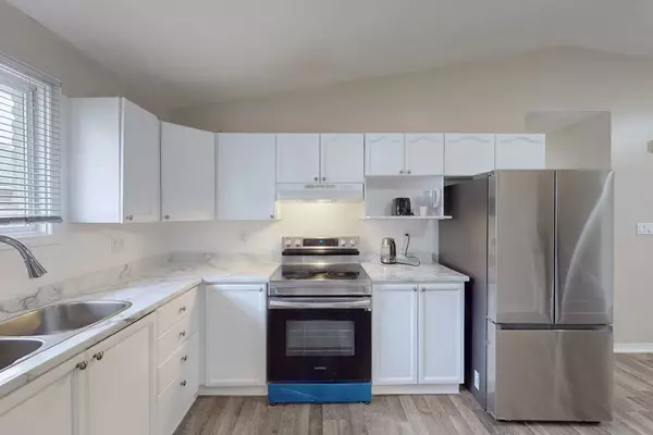London, ON N5V 4Y6,343 FLEMING DR