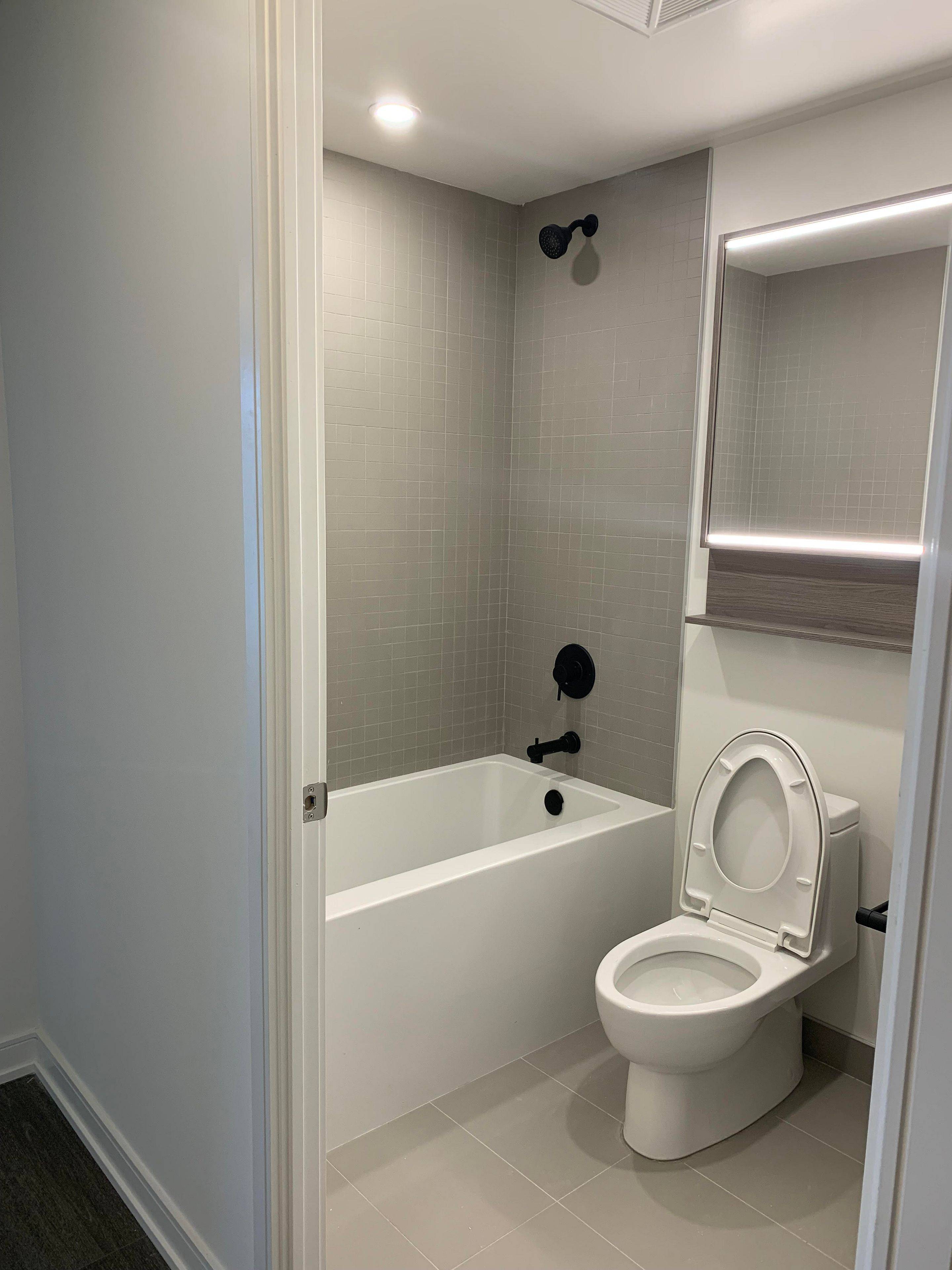 Toronto C08, ON M5A 0X2,425 Front ST E #1115