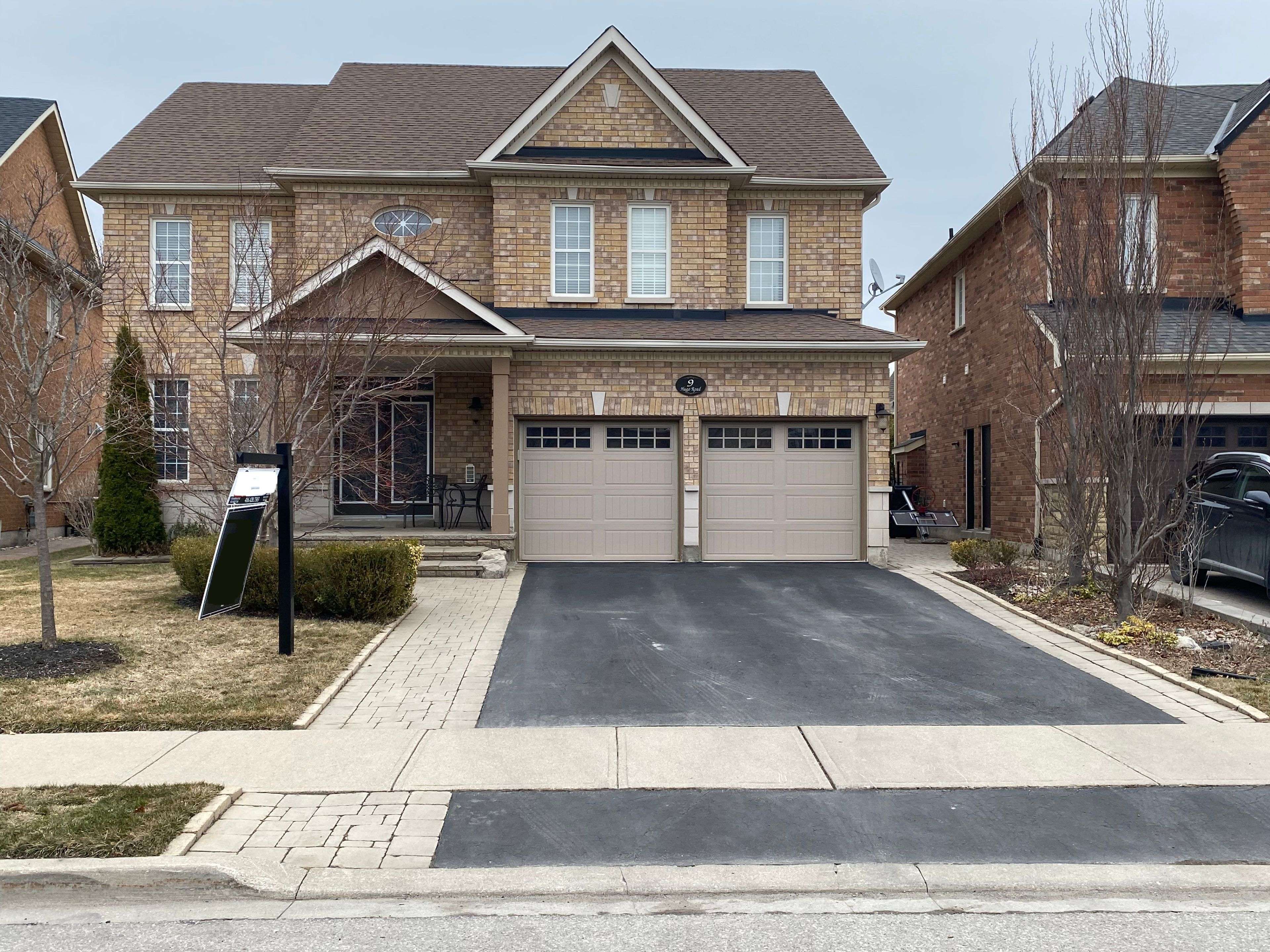 9 Hugo RD, Brampton, ON L6P 1W4