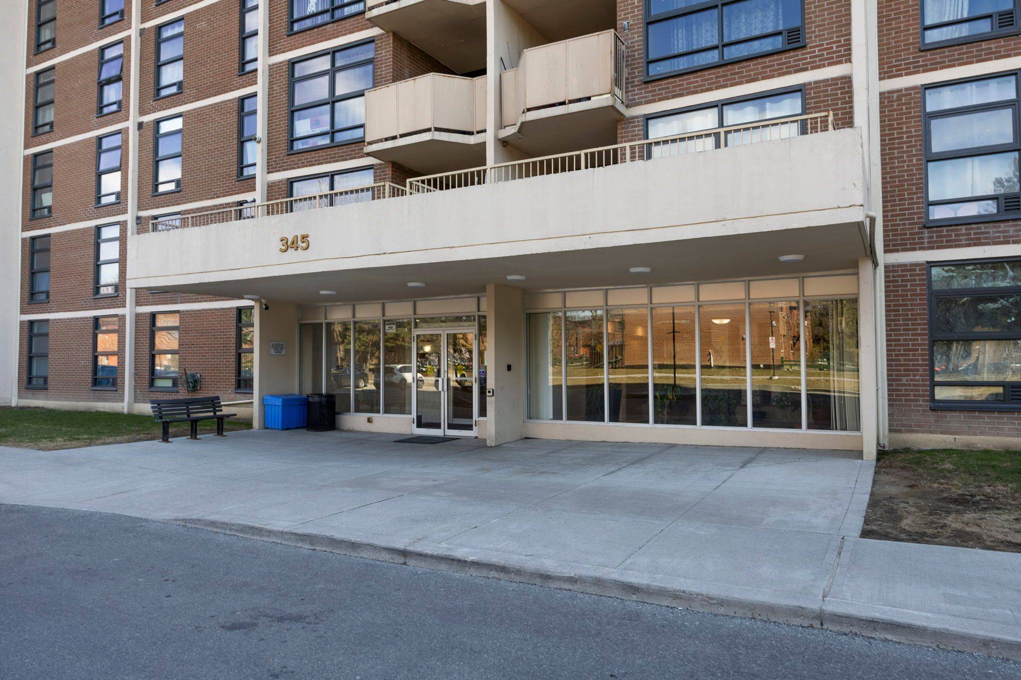 Toronto W05, ON M3N 2P4,345 Driftwood AVE #606