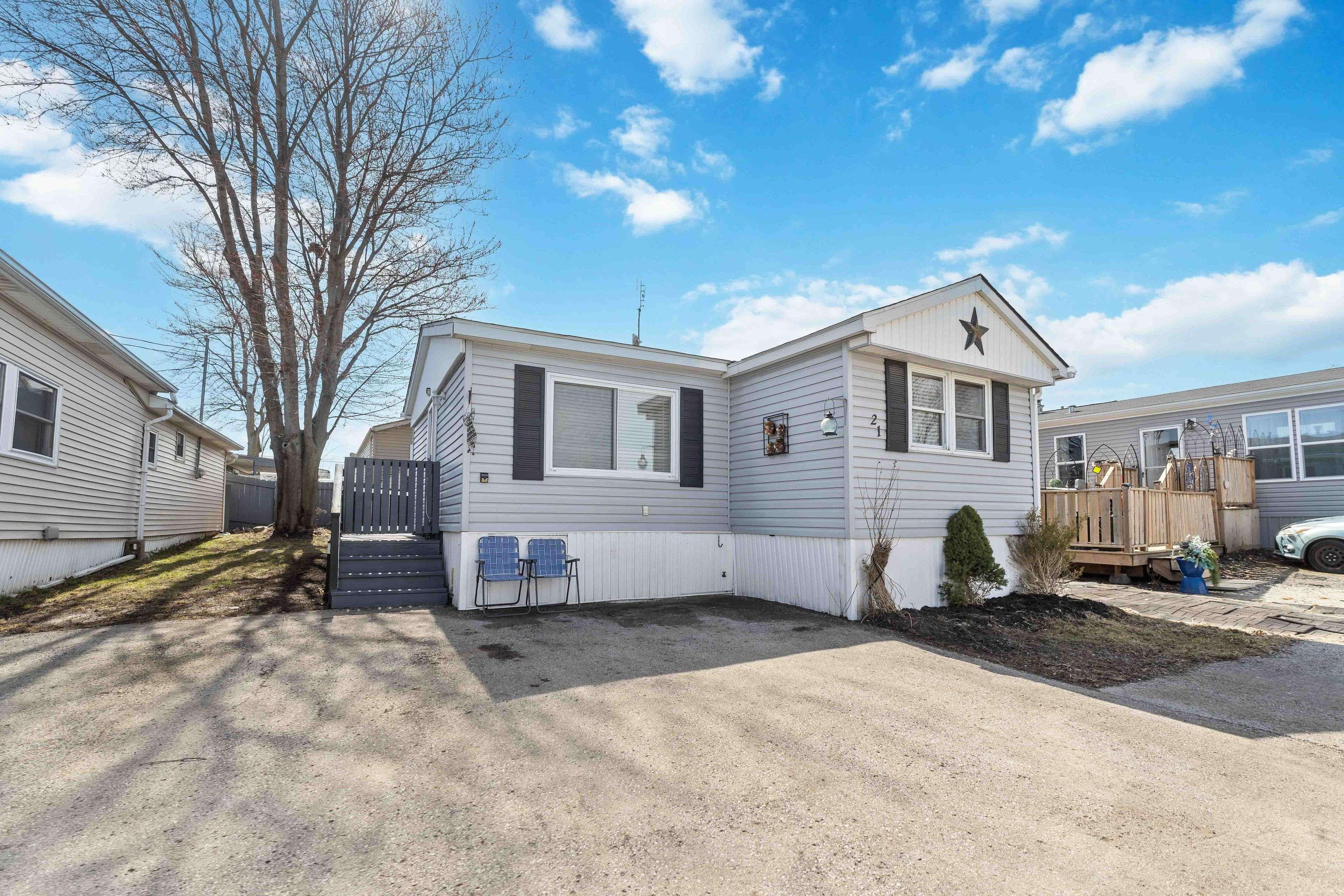 Niagara Falls, ON L2E 6S4,2175 MEWBURN RD #21