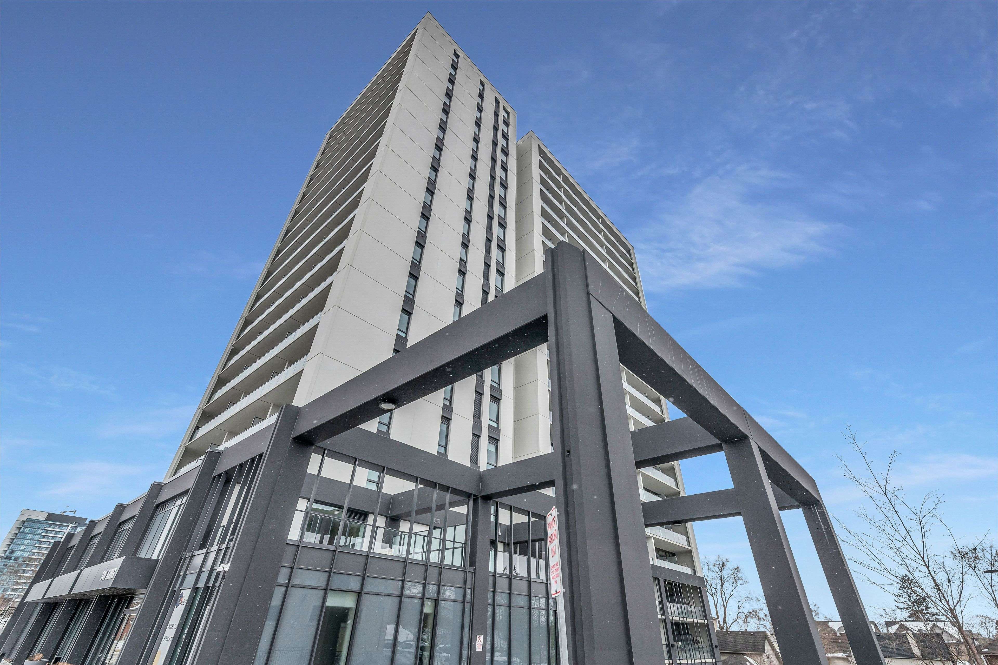 Waterloo, ON N2H 1E5,741 King ST W #102