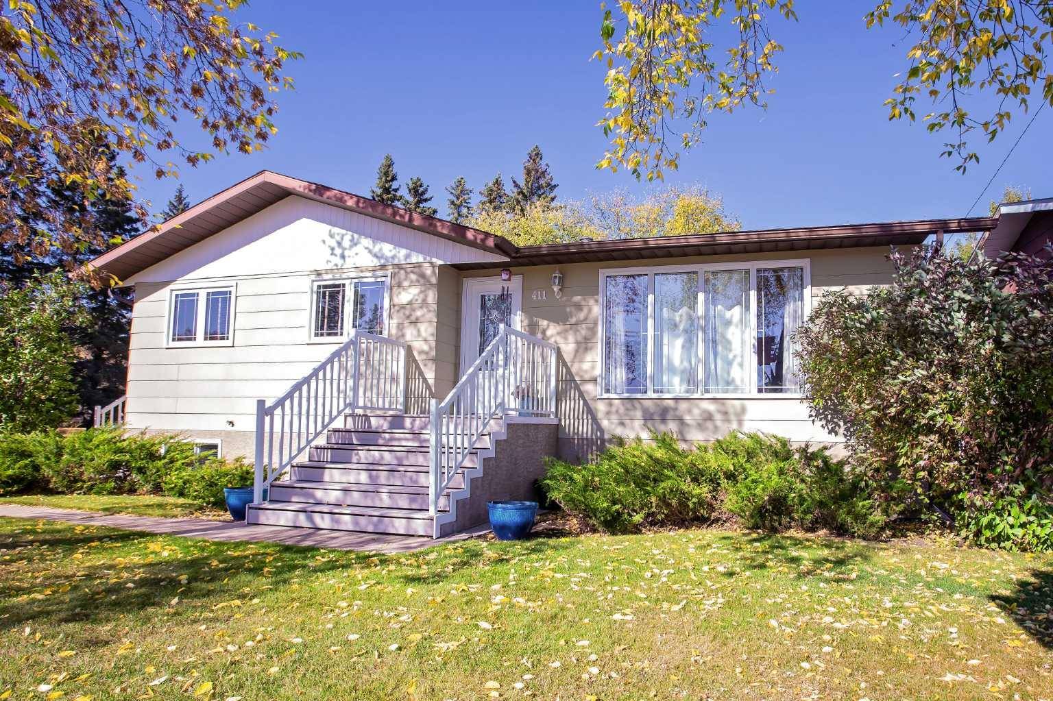 411 4 AVE E,  St. Walburg,  SK S0M 2T0