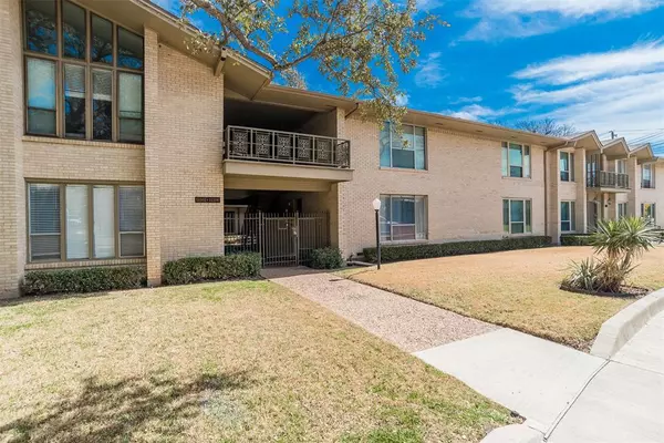 11102 Valleydale Drive #A, Dallas, TX 75230