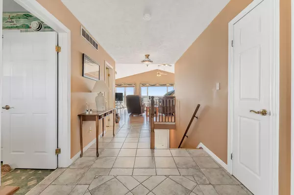 Haldimand, ON N0A 1K0,2948 NORTHSHORE DR