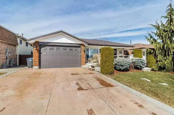 Mississauga, ON L5B 2M1,491 Paisley BLVD W