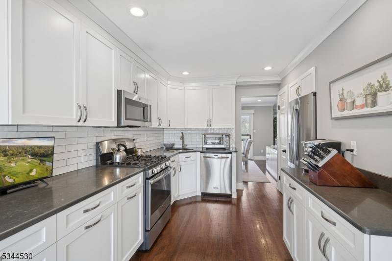 West Orange Twp., NJ 07052,8 Davey Dr