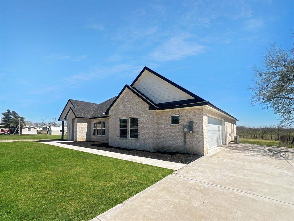 Southmayd, TX 76268,205 McElroy Street