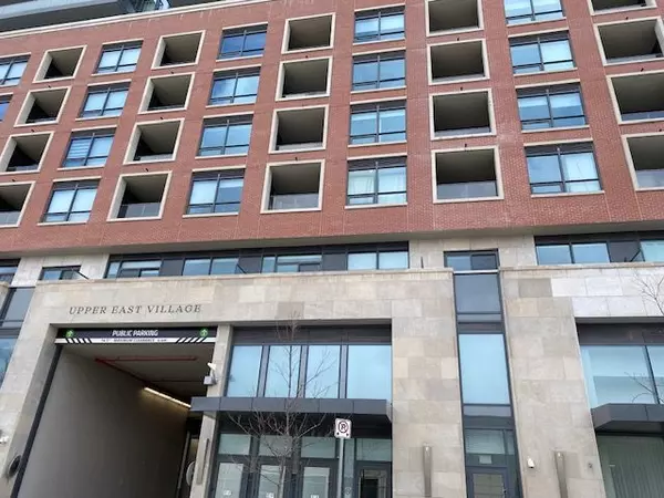 Toronto C11, ON M4G 0C9,33 Frederick Todd WAY #817